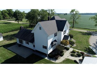 Home in Lenawee County, Michigan - VIRTUAL REAL ESTATE AUCTION - 7+/- ACRES OFFERED IN 3 TRACTS IN LENAWEE COUNTY, MICHIGAN