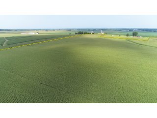 Farm 1: Tracts 6 & 7 in Boone County, Illinois Farmland - VIRTUAL ILLINOIS LAND AUCTION - 1,132+/- ACRES IN OGLE, BOONE, WINNEBAGO, STARK, CLAY & WAYNE COUNTIES IN ILLINOIS