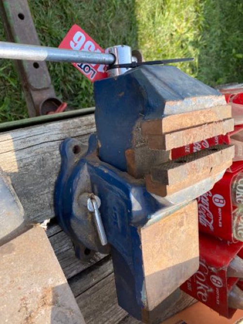 Property photo 1801 - TIMED ONLINE ONLY FARM ESTATE AUCTION IN DEKALB COUNTY, INDIANA