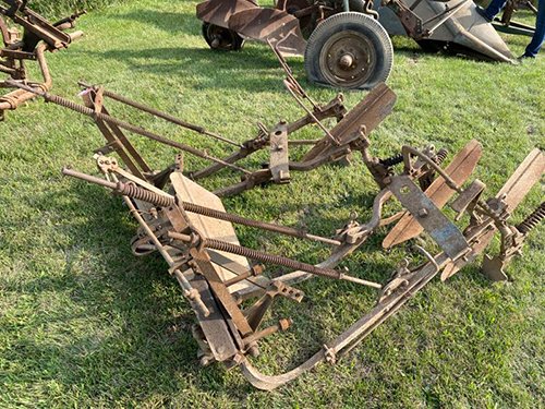 Property photo 2363 - TIMED ONLINE ONLY FARM ESTATE AUCTION IN DEKALB COUNTY, INDIANA