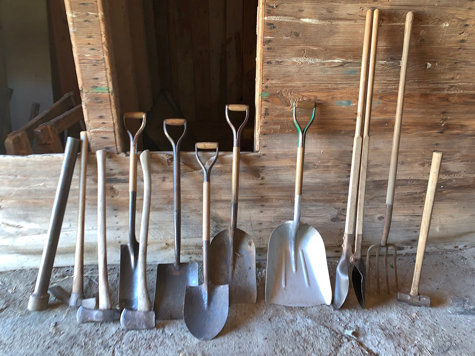 Property photo 138 - PERSONAL PROPERTY AUCTION IN WHITLEY COUNTY, INDIANA