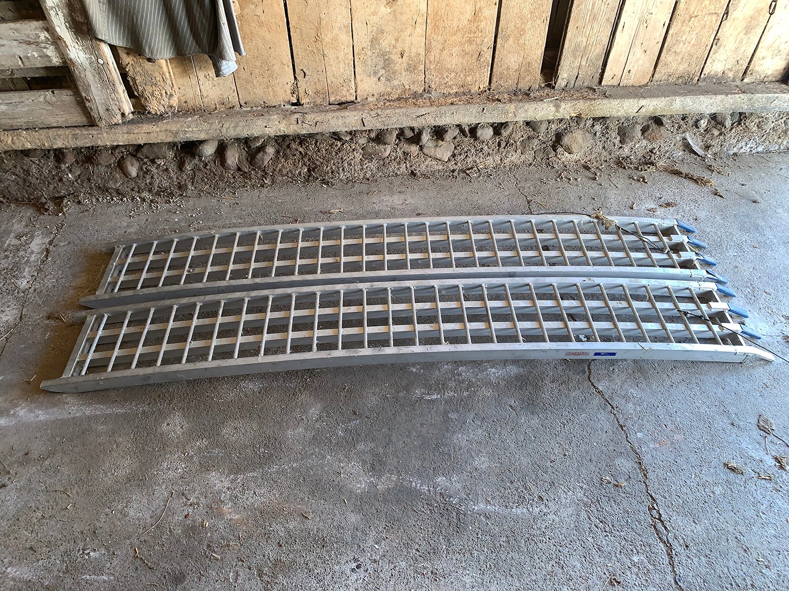 Property photo 107 - PERSONAL PROPERTY AUCTION IN WHITLEY COUNTY, INDIANA