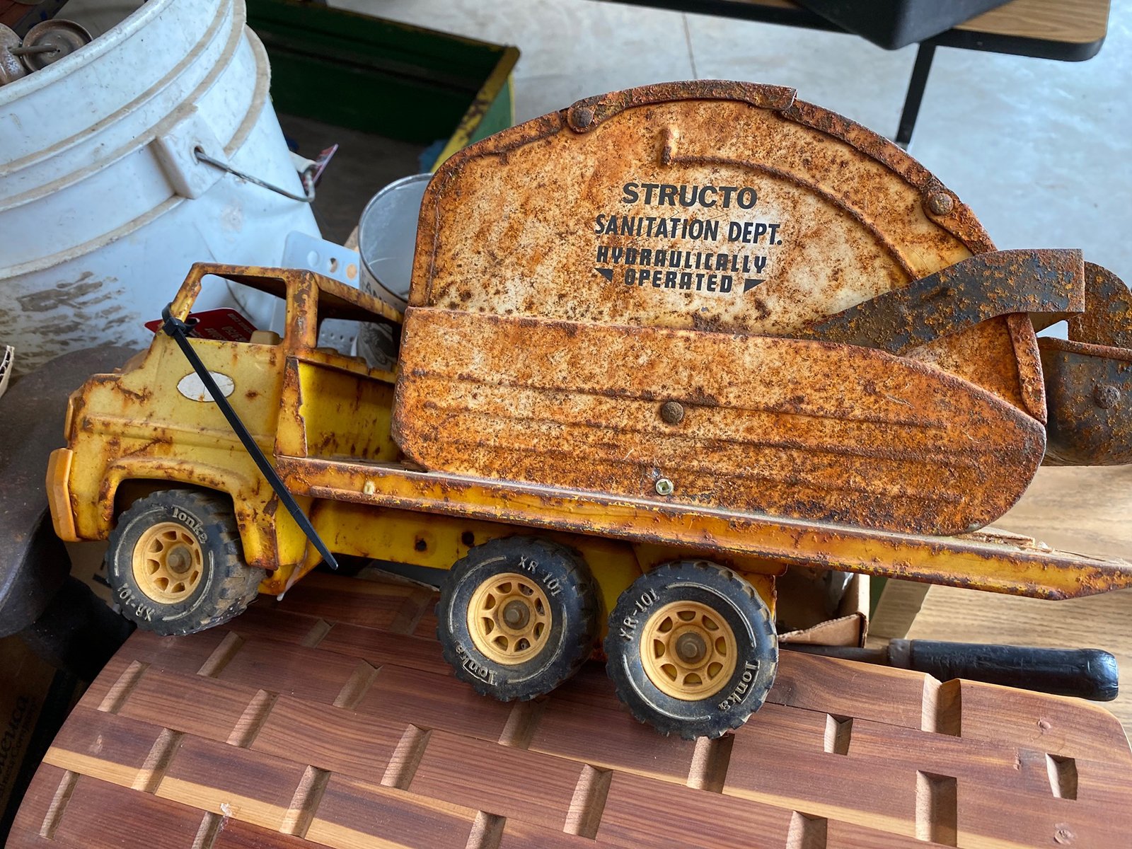 Property photo 39 - TIMED ONLINE ONLY AUCTION - PERSONAL PROPERTY AUCTION IN ELKHART COUNTY, INDIANA