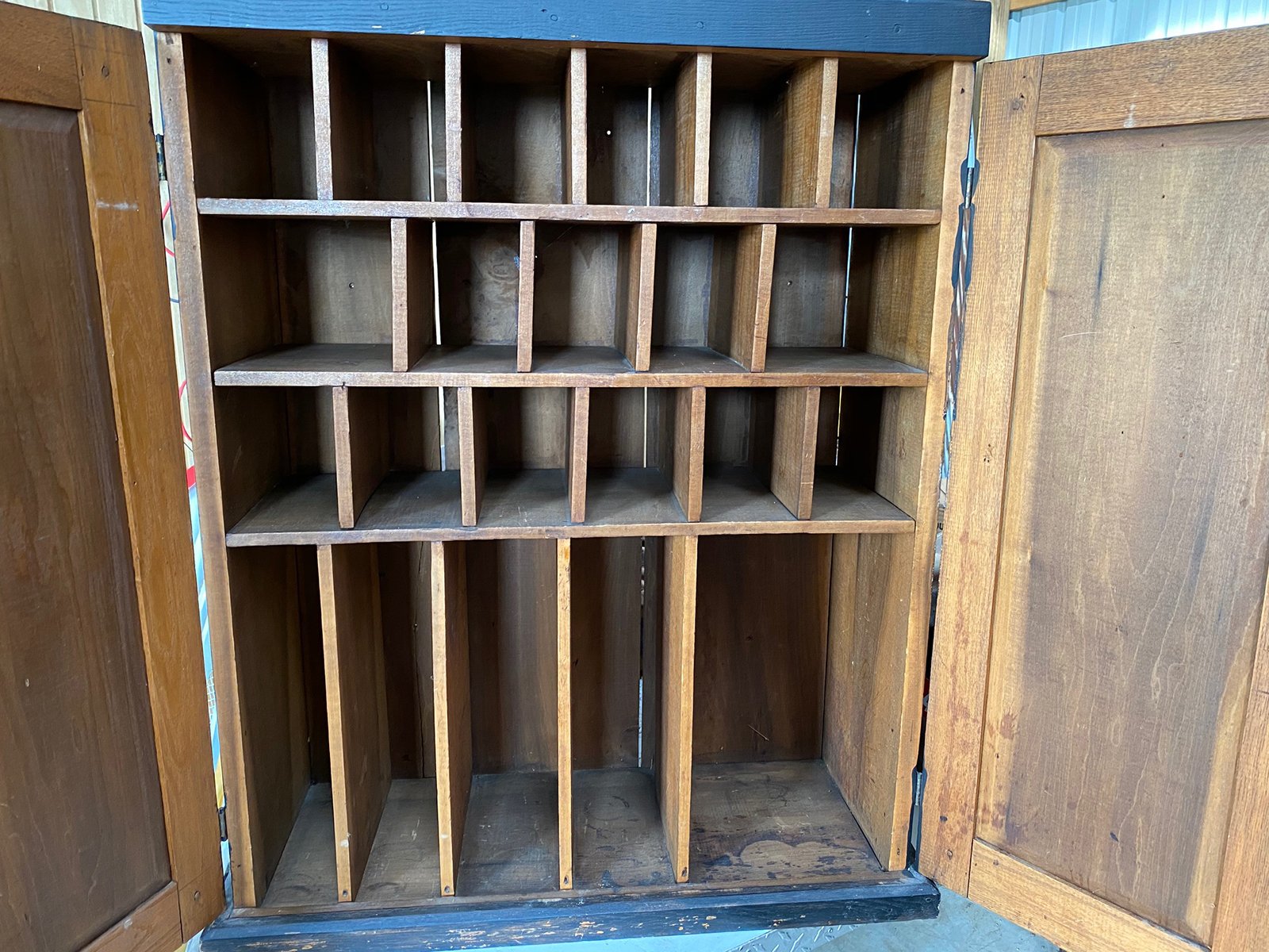 Property photo 41 - TIMED ONLINE ONLY AUCTION - PERSONAL PROPERTY AUCTION IN ELKHART COUNTY, INDIANA
