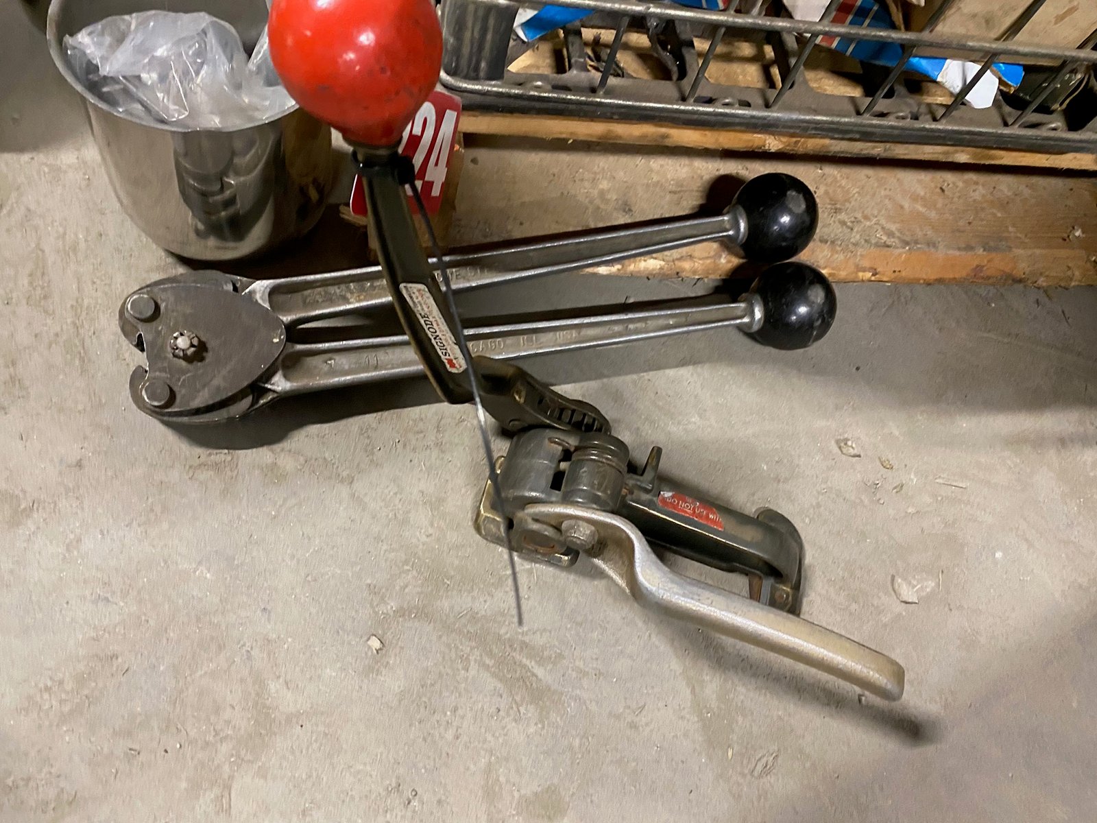 Property photo 47 - TIMED ONLINE ONLY AUCTION - PERSONAL PROPERTY AUCTION IN ELKHART COUNTY, INDIANA