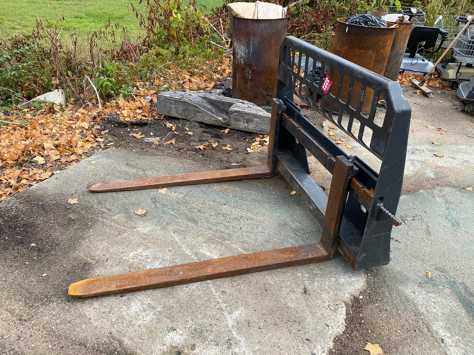Property photo 19 - TIMED ONLINE MISCELLANEOUS FARM EQUIPMENT - TOY AND SIGN AUCTION