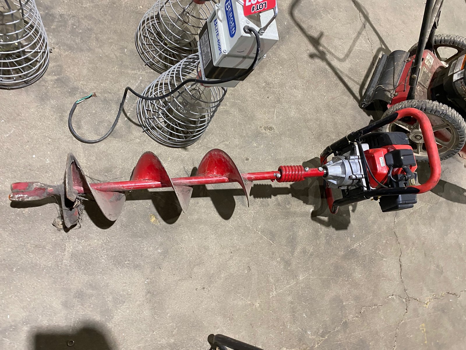 Property photo 18 - TIMED ONLINE MISCELLANEOUS FARM EQUIPMENT - TOY AND SIGN AUCTION