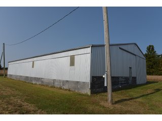Barn on White & Hamilton Counties, Illinois - ILLINOIS REAL ESTATE AUCTION - 1,720+/- ACRES OFFERED IN 38 TRACTS IN WHITE & HAMILTON COUNTIES, ILLINOIS