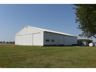 Barn in White & Hamilton Counties, Illinois - ILLINOIS REAL ESTATE AUCTION - 1,720+/- ACRES OFFERED IN 38 TRACTS IN WHITE & HAMILTON COUNTIES, ILLINOIS