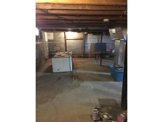 House on Tract 20 in Illinois - ILLINOIS REAL ESTATE AUCTION - 1,720+/- ACRES OFFERED IN 38 TRACTS IN WHITE & HAMILTON COUNTIES, ILLINOIS
