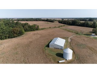 White & Hamilton Counties, Illinois Farmland - ILLINOIS REAL ESTATE AUCTION - 1,720+/- ACRES OFFERED IN 38 TRACTS IN WHITE & HAMILTON COUNTIES, ILLINOIS