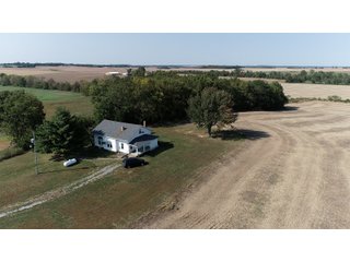 White & Hamilton Counties, Illinois Farmland - ILLINOIS REAL ESTATE AUCTION - 1,720+/- ACRES OFFERED IN 38 TRACTS IN WHITE & HAMILTON COUNTIES, ILLINOIS