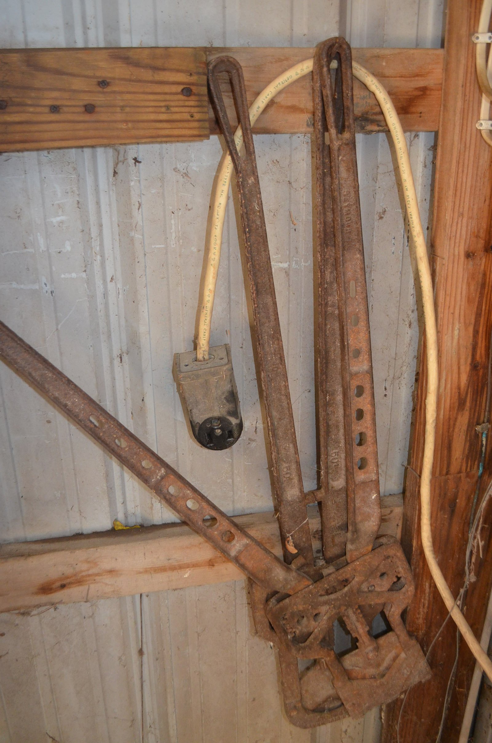 Property photo 21 - ONLINE VIRTUAL ONLY - FARM EQUIPMENT AUCTION IN WELLS COUNTY, INDIANA