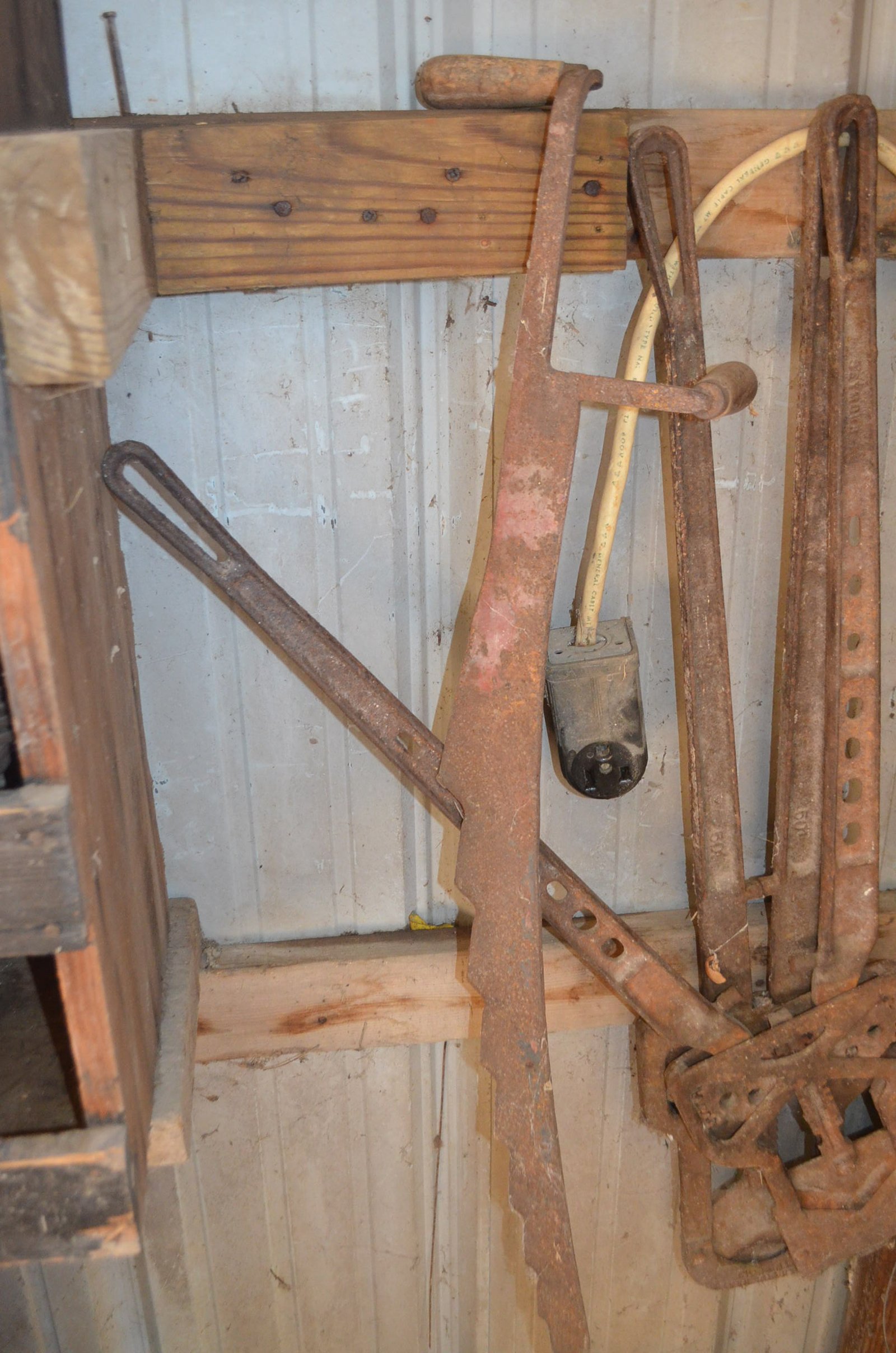 Property photo 22 - ONLINE VIRTUAL ONLY - FARM EQUIPMENT AUCTION IN WELLS COUNTY, INDIANA