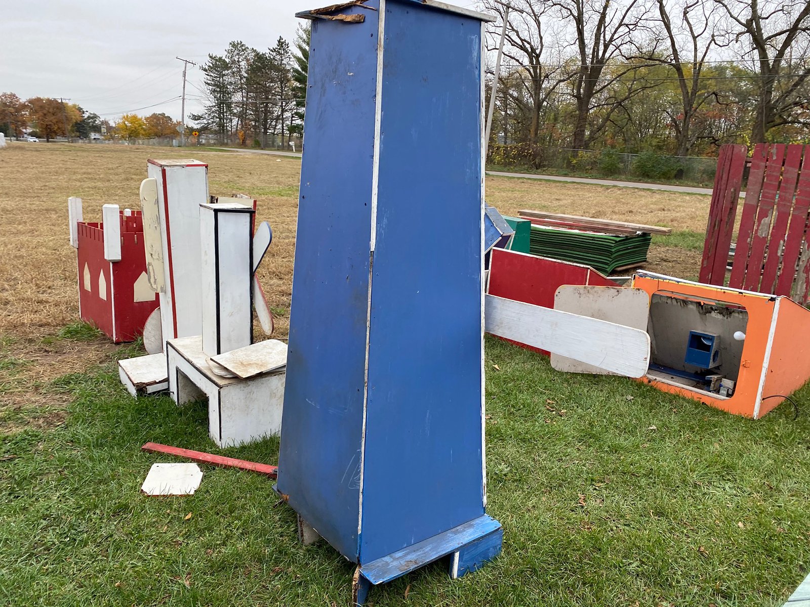 Property photo 24 - VIRTUAL ONLINE NOW - GOLF COURSE, MINIATURE GOLF & EXCAVATING EQUIPMENT AUCTION IN STEUBEN COUNTY, INDIANA