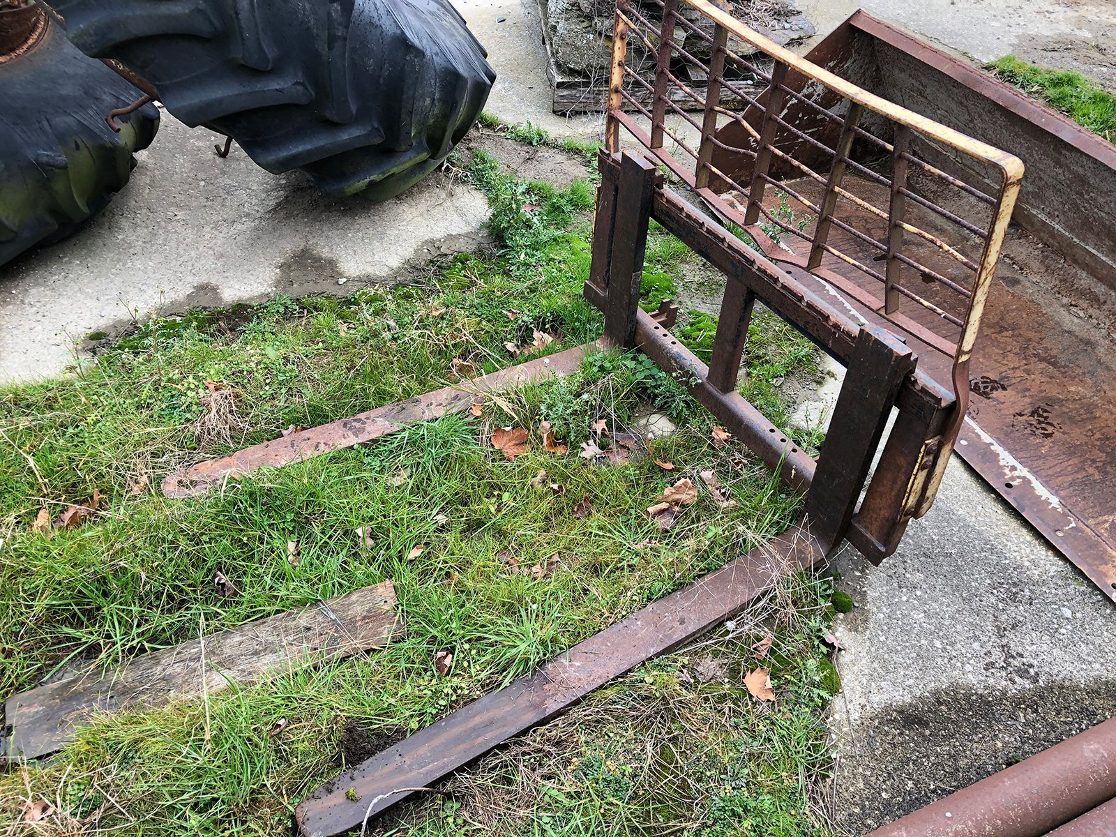 Property photo 42 - FARM EQUIPMENT AUCTION IN ASHTABULA COUNTY, OHIO