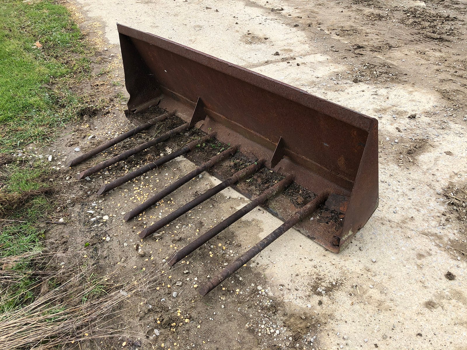 Property photo 24 - FARM EQUIPMENT AUCTION IN ASHTABULA COUNTY, OHIO