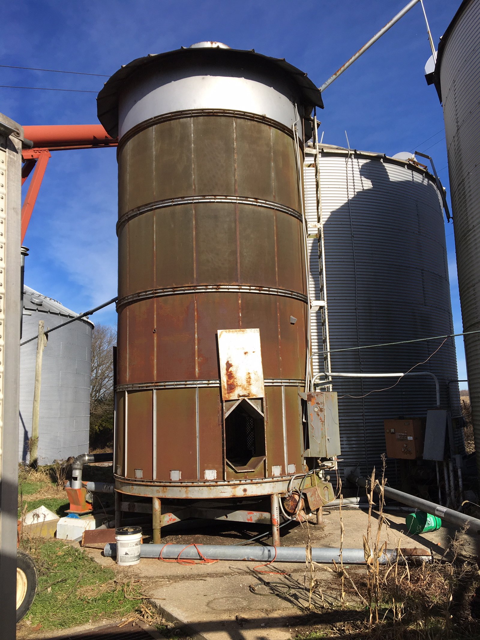 Grain Elevator in Gibson & Pike Counties, Indiana - AUCTION IS CANCELED!!
ABSOLUTE LAND AUCTION WITHOUT RESERVE - 204+/- ACRES OFFERED IN 7 TRACTS IN GIBSON & PIKE COUNTIES, INDIANA