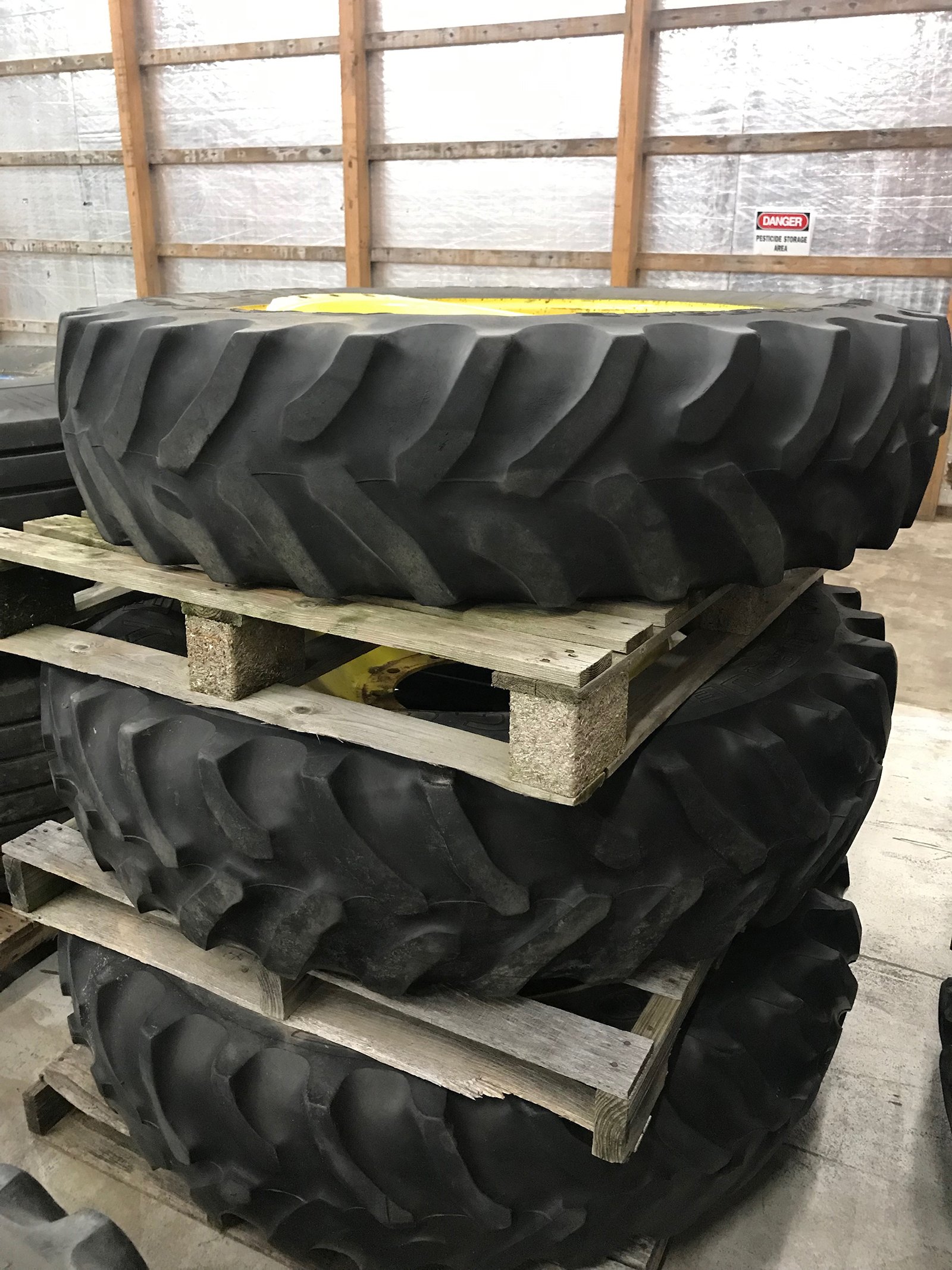 Property photo 105 - FARM EQUIPMENT AUCTION IN ST. JOSEPH COUNTY, MICHIGAN