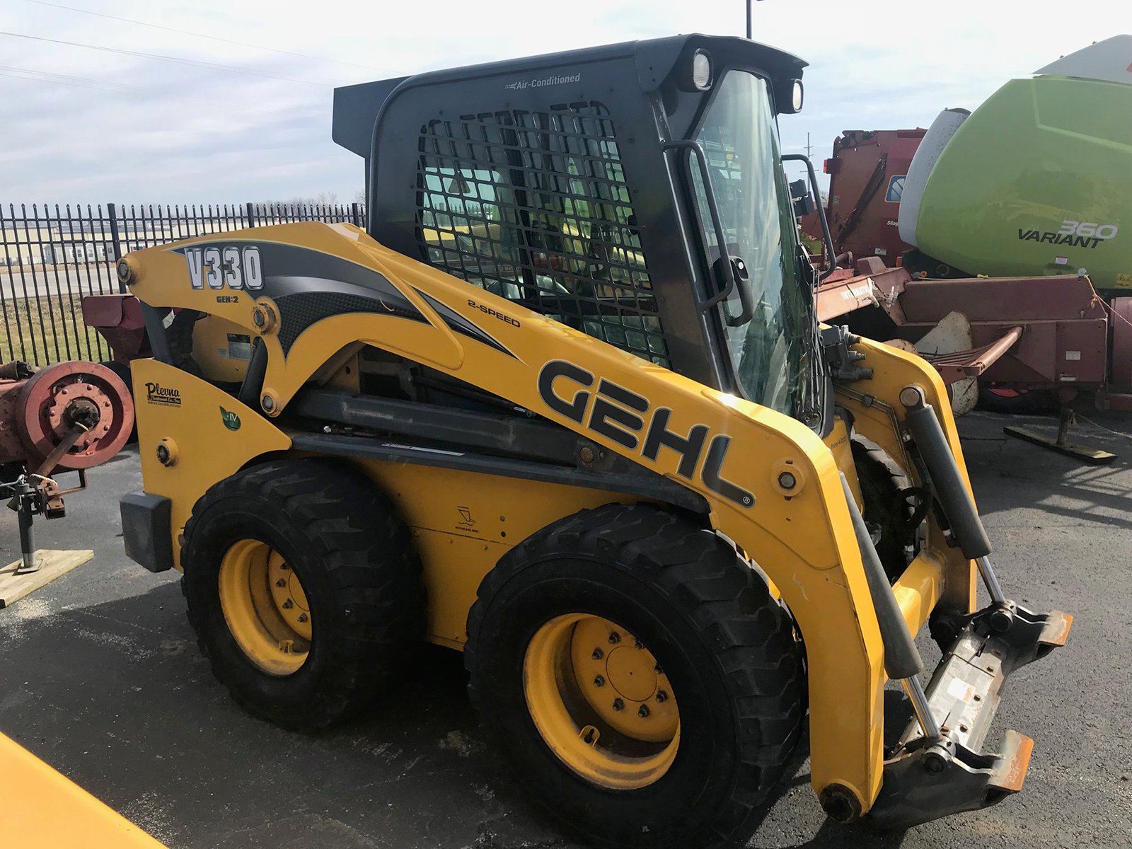 Property photo 284 - AREA FARMERS & CONTRACTORS EQUIPMENT AUCTION IN WHITLEY COUNTY, INDIANA
