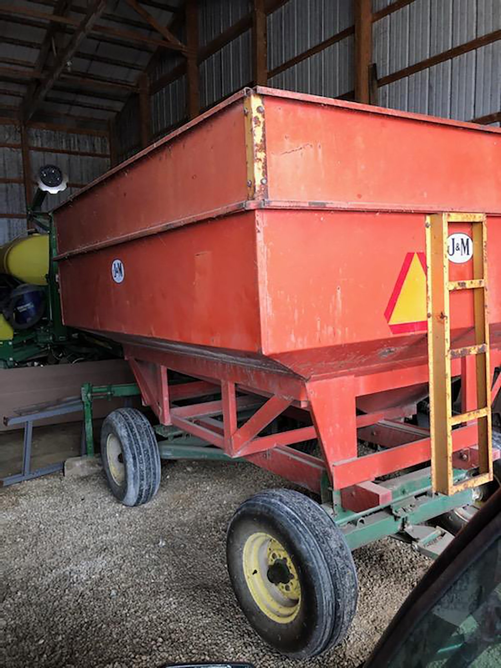 Property photo 147 - AREA FARMERS & CONTRACTORS EQUIPMENT AUCTION IN WHITLEY COUNTY, INDIANA