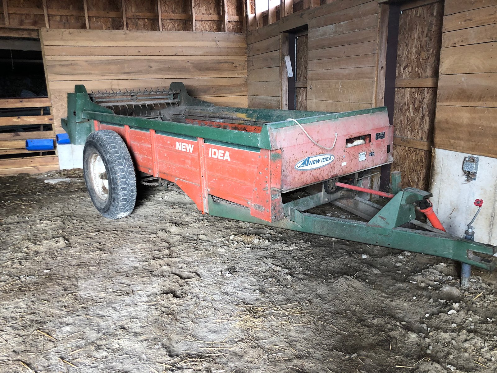 Property photo 189 - AREA FARMERS & CONTRACTORS EQUIPMENT AUCTION IN WHITLEY COUNTY, INDIANA