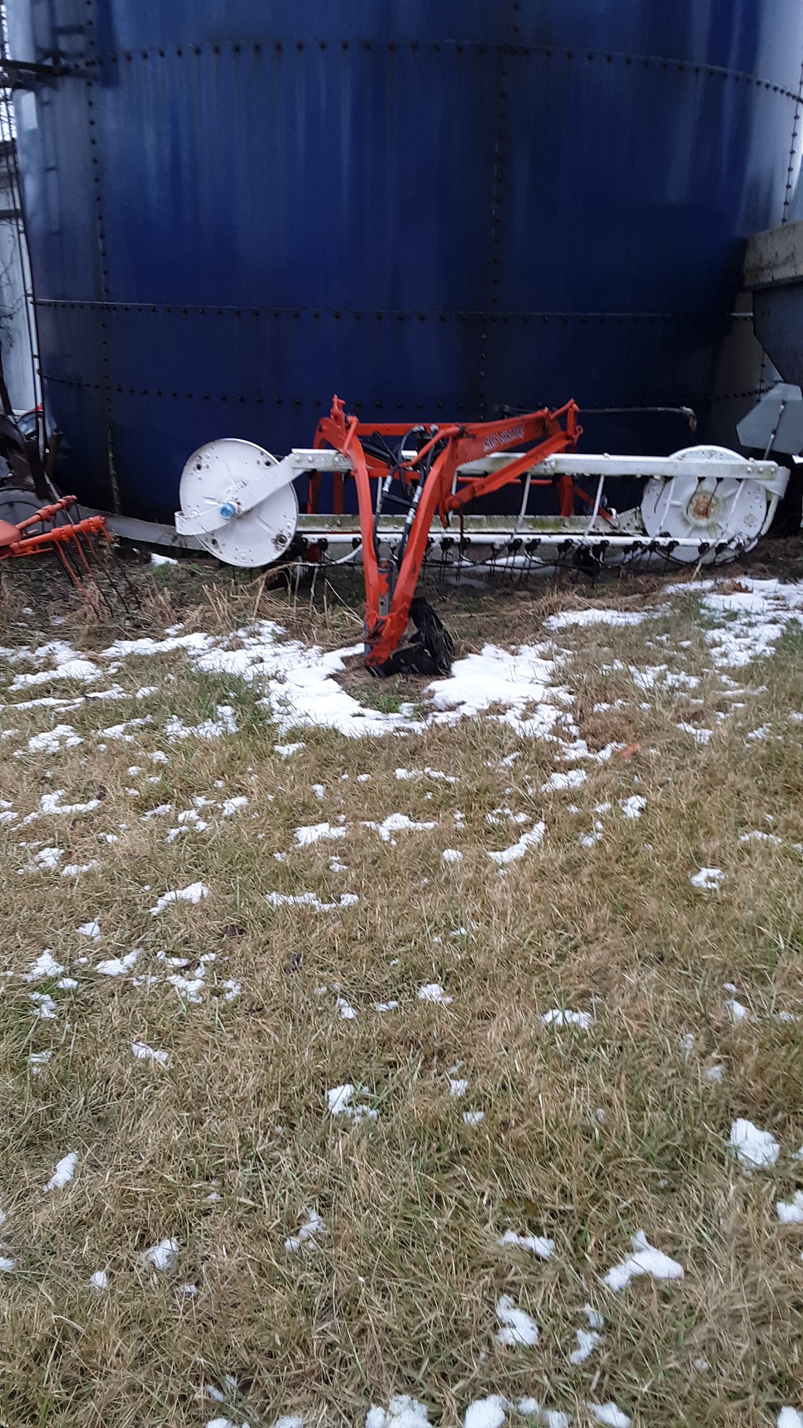 Property photo 181 - AREA FARMERS & CONTRACTORS EQUIPMENT AUCTION IN WHITLEY COUNTY, INDIANA
