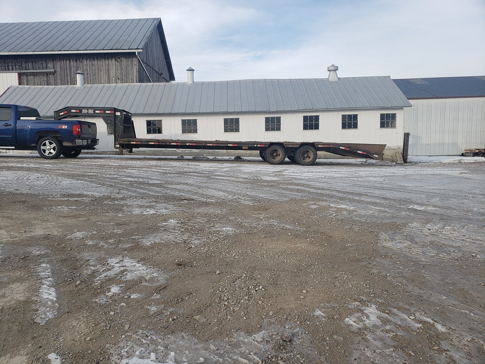 Property photo 257 - AREA FARMERS & CONTRACTORS EQUIPMENT AUCTION IN WHITLEY COUNTY, INDIANA