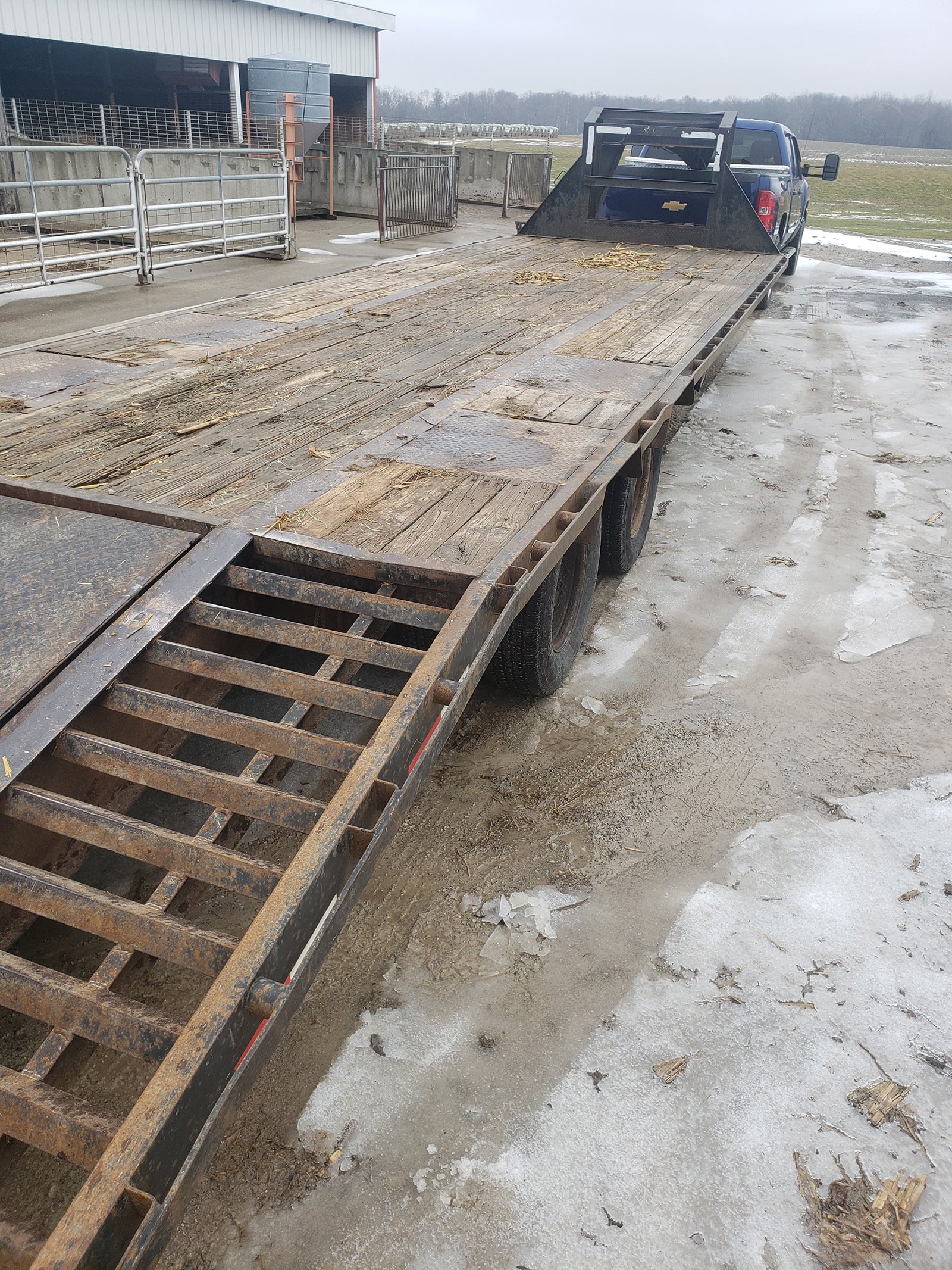 Property photo 255 - AREA FARMERS & CONTRACTORS EQUIPMENT AUCTION IN WHITLEY COUNTY, INDIANA