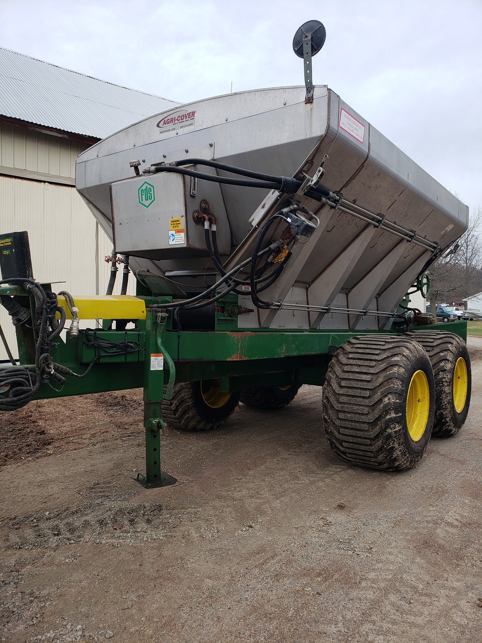 Property photo 109 - AREA FARMERS & CONTRACTORS EQUIPMENT AUCTION IN WHITLEY COUNTY, INDIANA