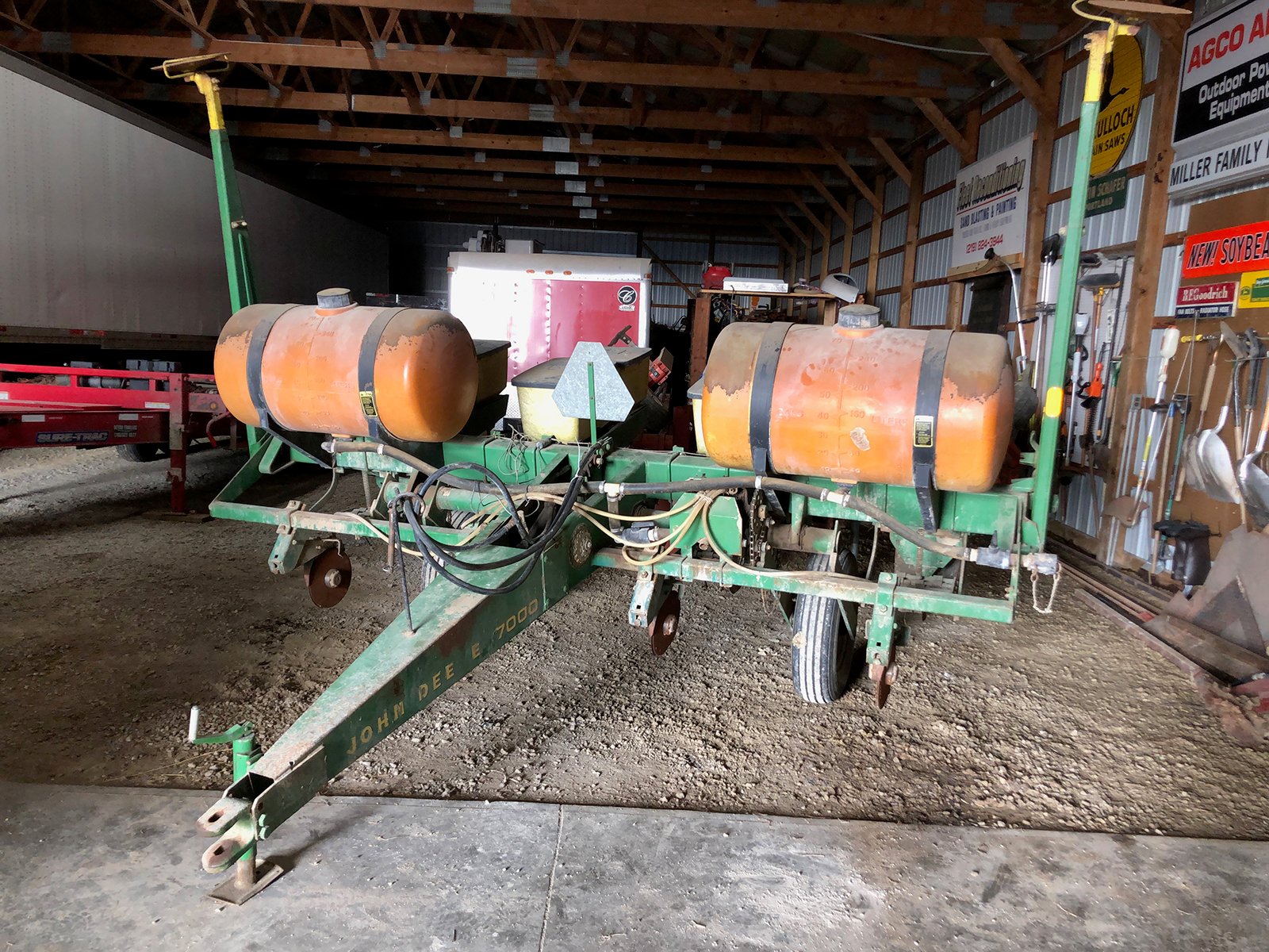 Property photo 41 - AREA FARMERS & CONTRACTORS EQUIPMENT AUCTION IN WHITLEY COUNTY, INDIANA