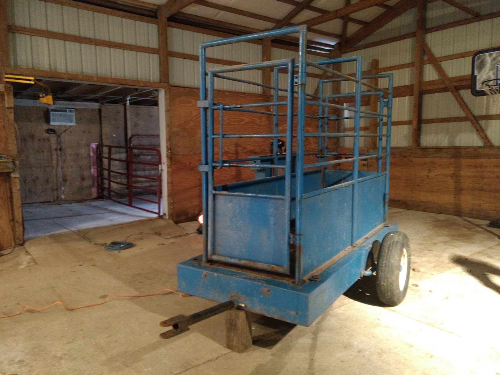 Property photo 188 - AREA FARMERS & CONTRACTORS EQUIPMENT AUCTION IN WHITLEY COUNTY, INDIANA