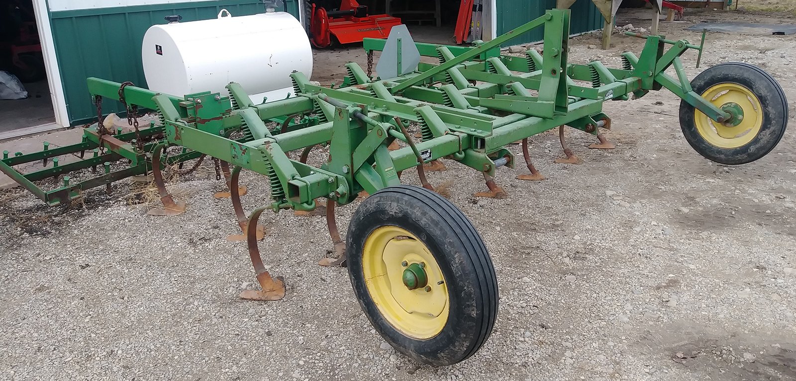 Property photo 378 - AREA FARMERS & CONTRACTORS EQUIPMENT AUCTION IN WHITLEY COUNTY, INDIANA