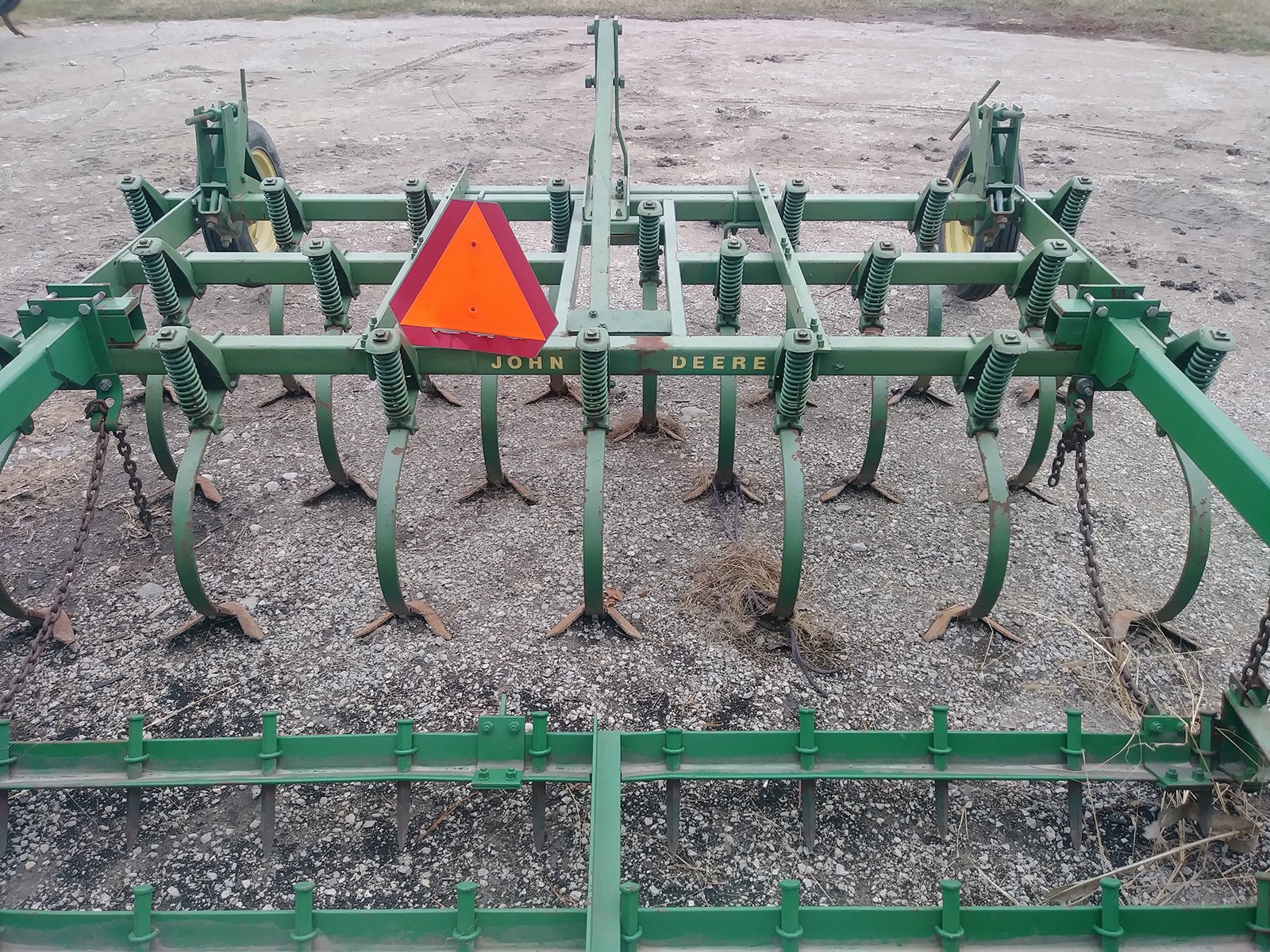 Property photo 379 - AREA FARMERS & CONTRACTORS EQUIPMENT AUCTION IN WHITLEY COUNTY, INDIANA
