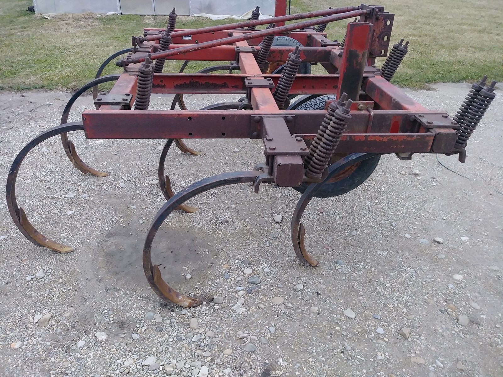Property photo 373 - AREA FARMERS & CONTRACTORS EQUIPMENT AUCTION IN WHITLEY COUNTY, INDIANA