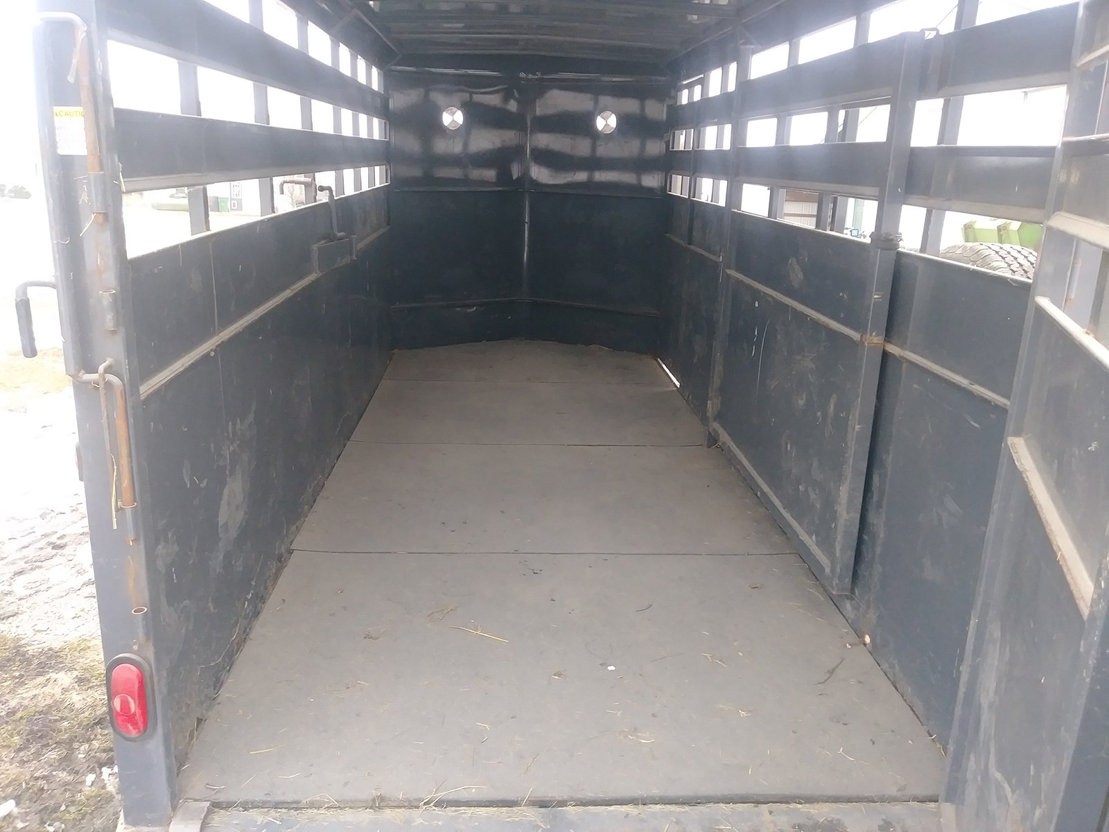 Property photo 371 - AREA FARMERS & CONTRACTORS EQUIPMENT AUCTION IN WHITLEY COUNTY, INDIANA