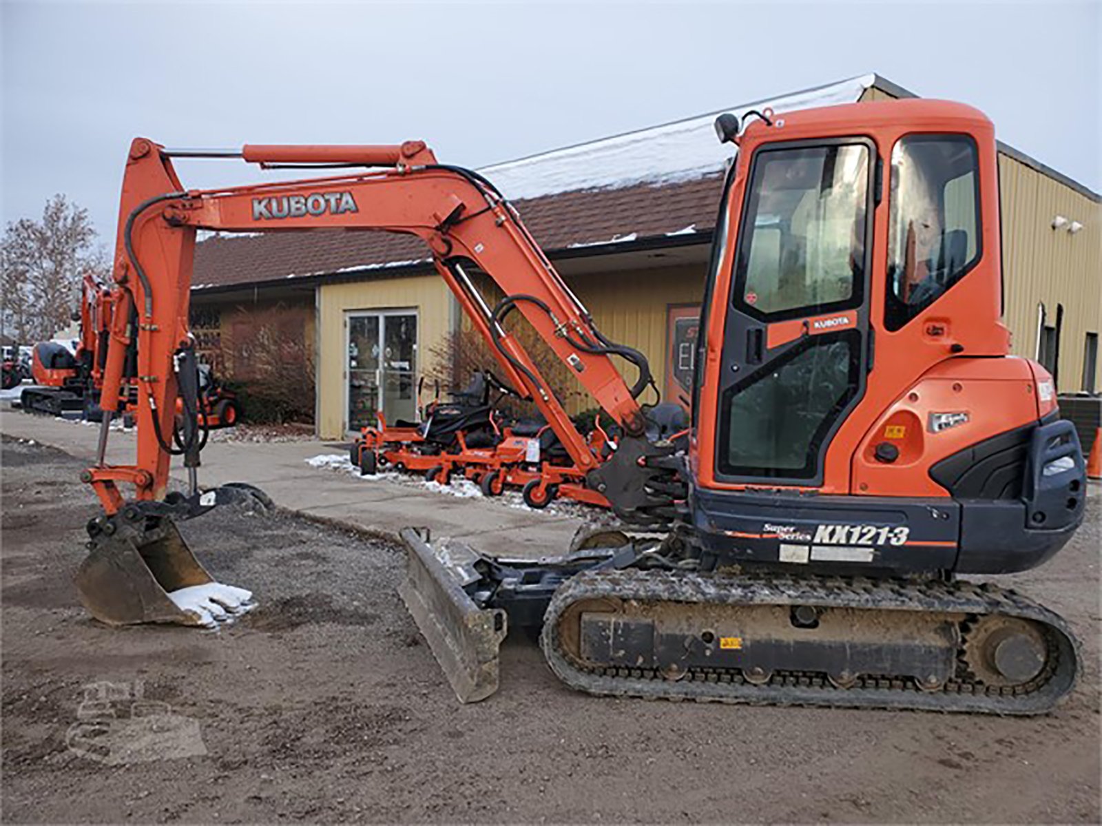Property photo 277 - AREA FARMERS & CONTRACTORS EQUIPMENT AUCTION IN WHITLEY COUNTY, INDIANA