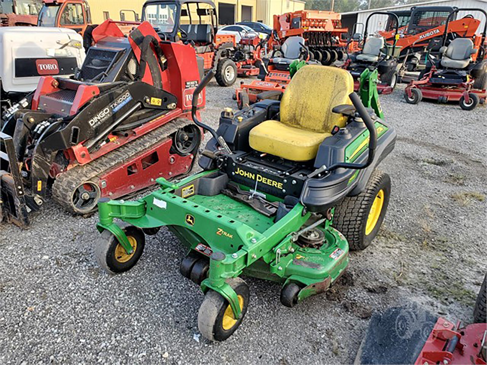 Property photo 331 - AREA FARMERS & CONTRACTORS EQUIPMENT AUCTION IN WHITLEY COUNTY, INDIANA