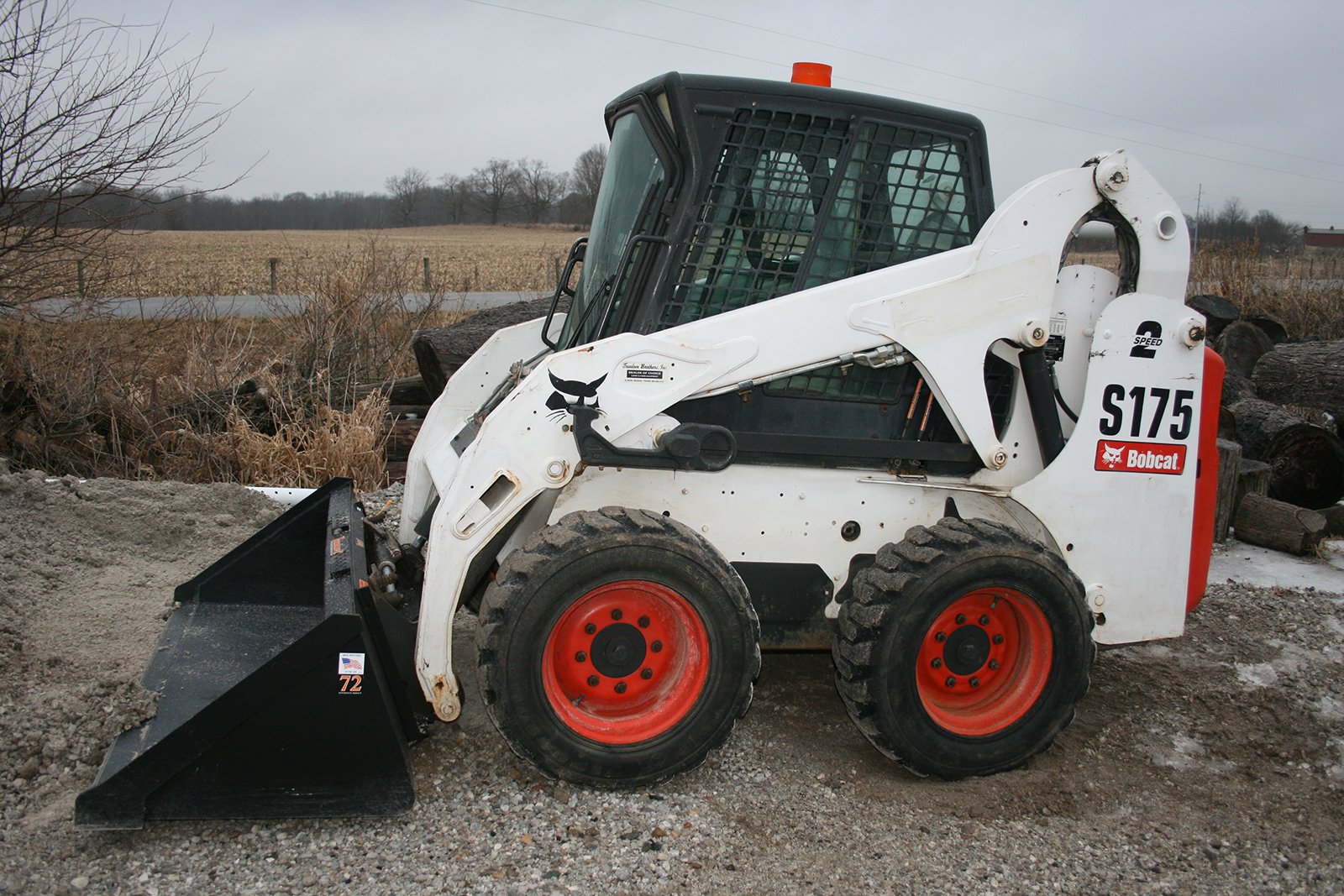 Property photo 273 - AREA FARMERS & CONTRACTORS EQUIPMENT AUCTION IN WHITLEY COUNTY, INDIANA