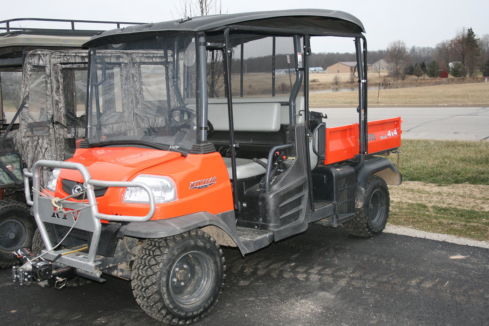 Property photo 324 - AREA FARMERS & CONTRACTORS EQUIPMENT AUCTION IN WHITLEY COUNTY, INDIANA