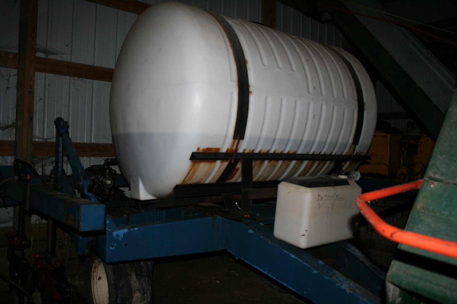 Property photo 142 - AREA FARMERS & CONTRACTORS EQUIPMENT AUCTION IN WHITLEY COUNTY, INDIANA