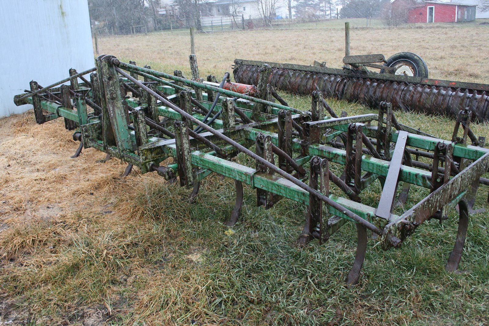 Property photo 73 - AREA FARMERS & CONTRACTORS EQUIPMENT AUCTION IN WHITLEY COUNTY, INDIANA