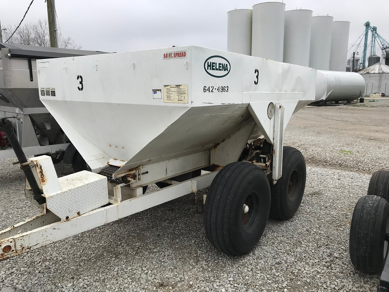 Property photo 107 - AREA FARMERS & CONTRACTORS EQUIPMENT AUCTION IN WHITLEY COUNTY, INDIANA