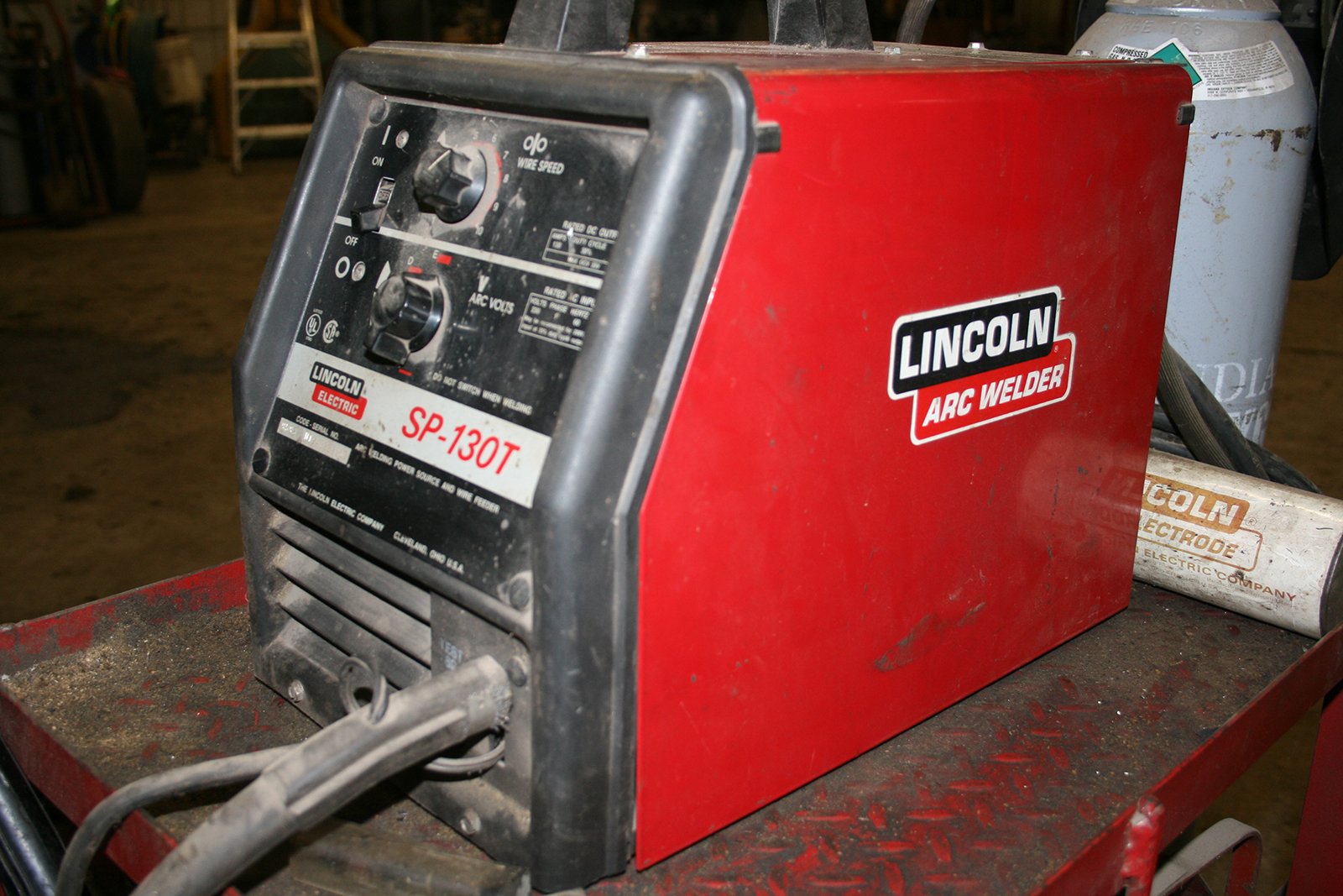 Property photo 318 - AREA FARMERS & CONTRACTORS EQUIPMENT AUCTION IN WHITLEY COUNTY, INDIANA
