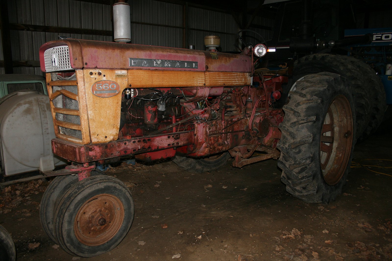 Property photo 21 - AREA FARMERS & CONTRACTORS EQUIPMENT AUCTION IN WHITLEY COUNTY, INDIANA