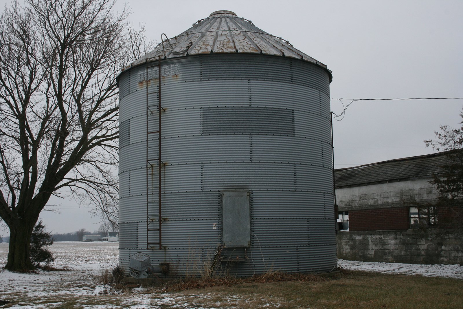 Property photo 175 - AREA FARMERS & CONTRACTORS EQUIPMENT AUCTION IN WHITLEY COUNTY, INDIANA