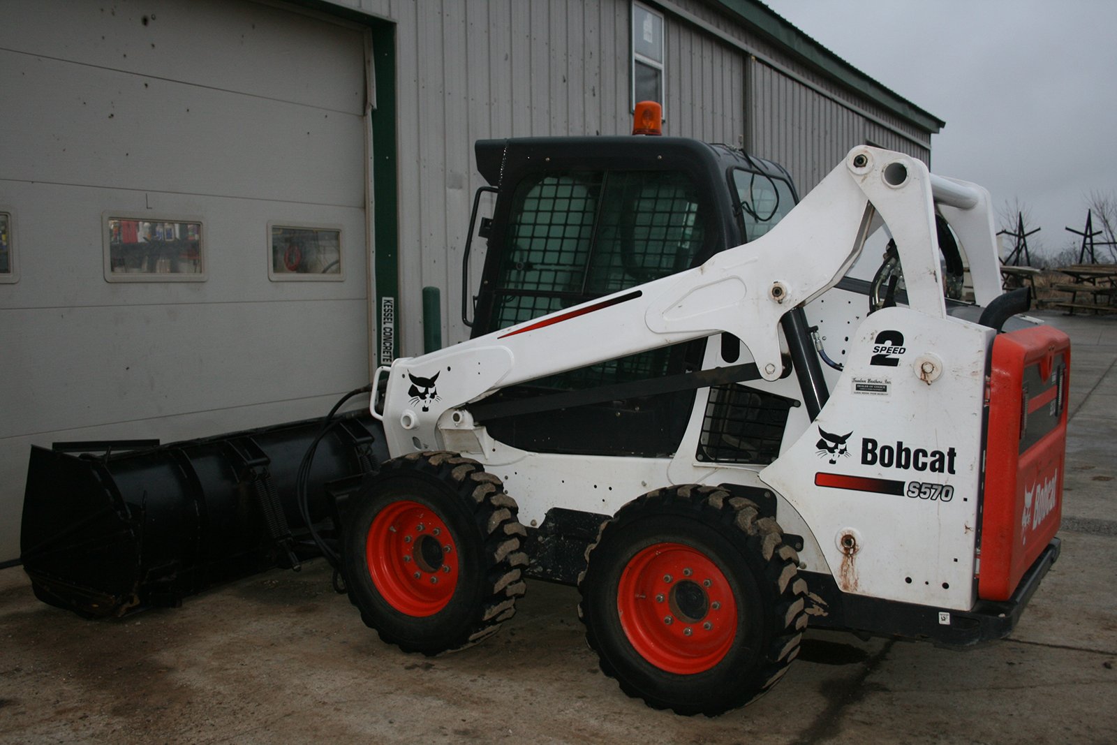 Property photo 278 - AREA FARMERS & CONTRACTORS EQUIPMENT AUCTION IN WHITLEY COUNTY, INDIANA