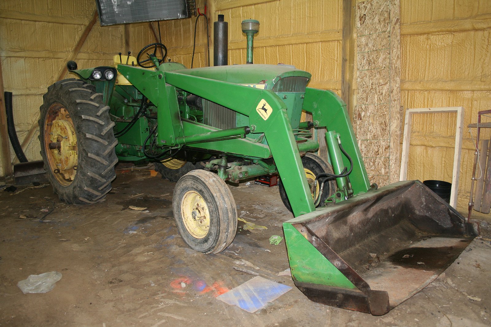 Property photo 10 - AREA FARMERS & CONTRACTORS EQUIPMENT AUCTION IN WHITLEY COUNTY, INDIANA
