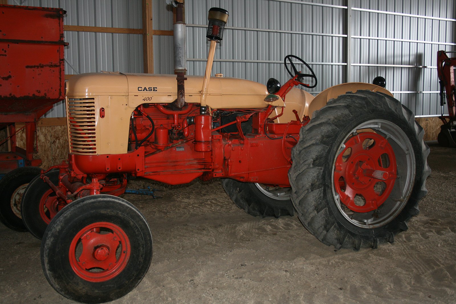 Property photo 20 - AREA FARMERS & CONTRACTORS EQUIPMENT AUCTION IN WHITLEY COUNTY, INDIANA