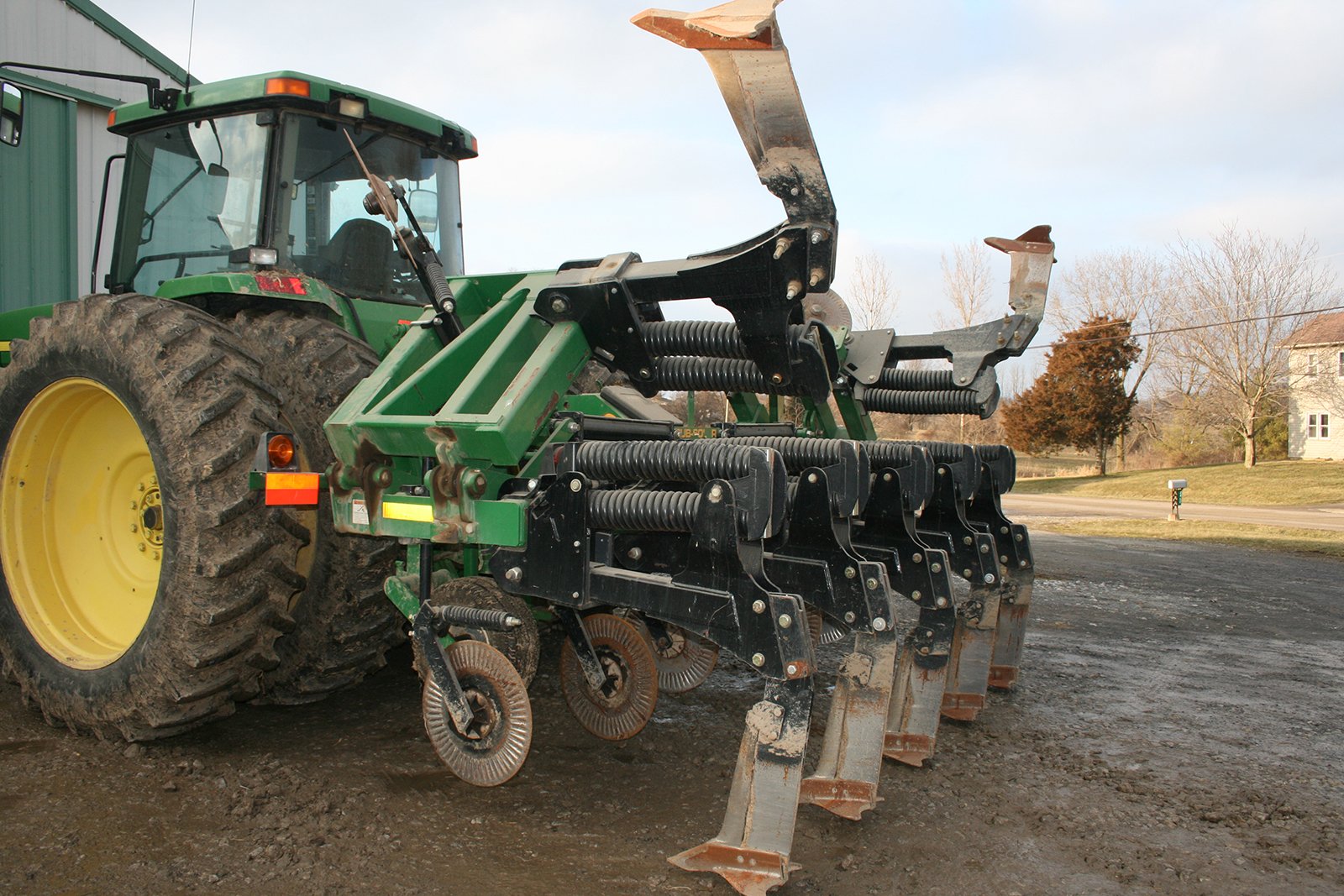 Property photo 96 - AREA FARMERS & CONTRACTORS EQUIPMENT AUCTION IN WHITLEY COUNTY, INDIANA